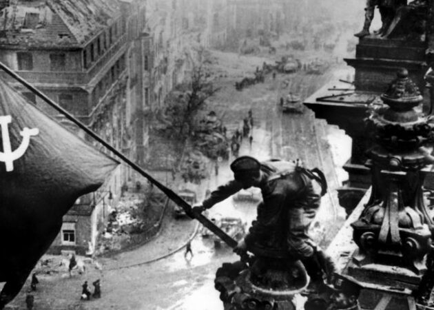 80e anniversaire de la fin de la Seconde Guerre mondiale : la Russie rend hommage au sacrifice de l’Armée rouge